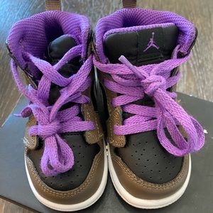 Nike Jordan Size 4
